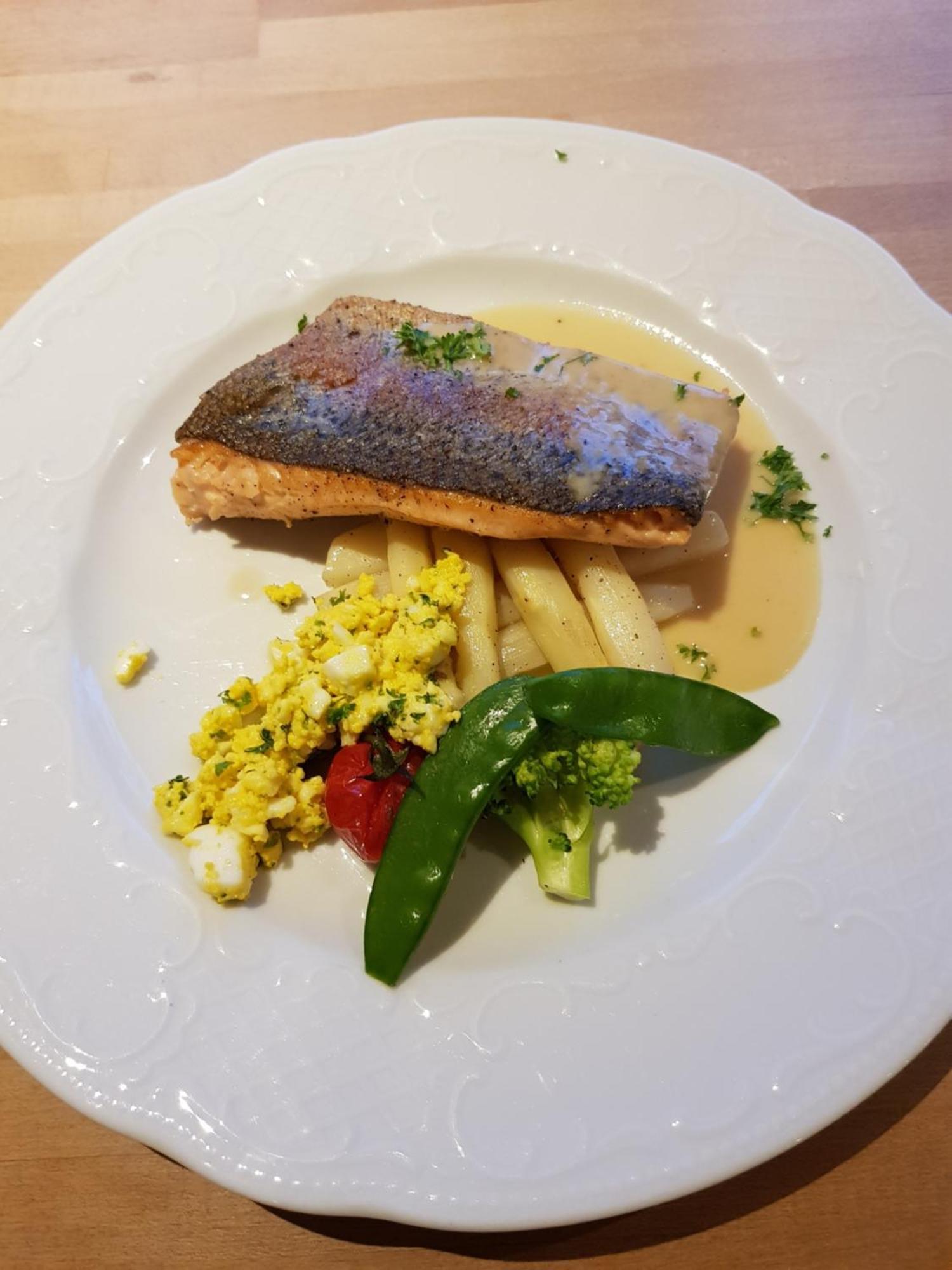 Hotel Restaurant The Kings Head Inn Вурен Екстер'єр фото
